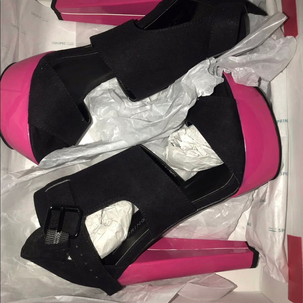 Pink black pumps heels